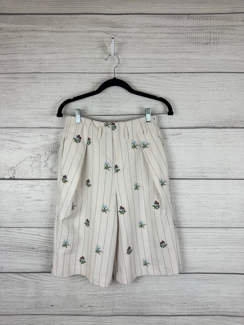 Anthropologie Maeve Women's Striped Floral Embroidered Bermuda Shorts Size XS
